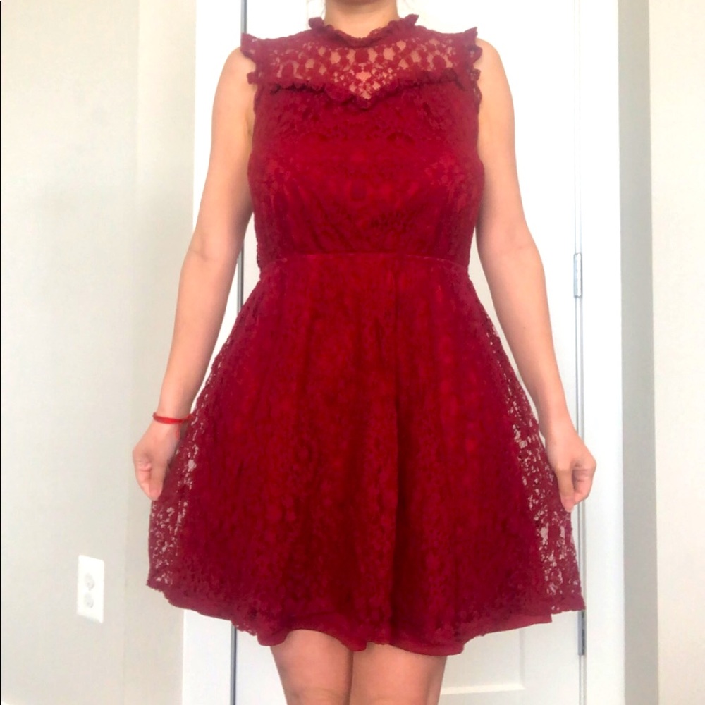 Monteau red dress size L